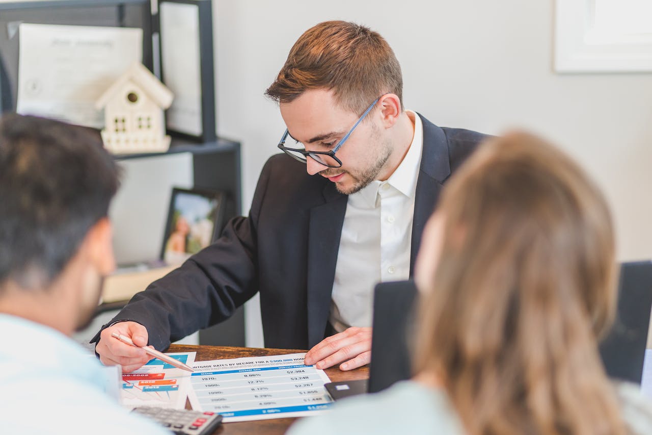 How Much Does A Real Estate License Cost?